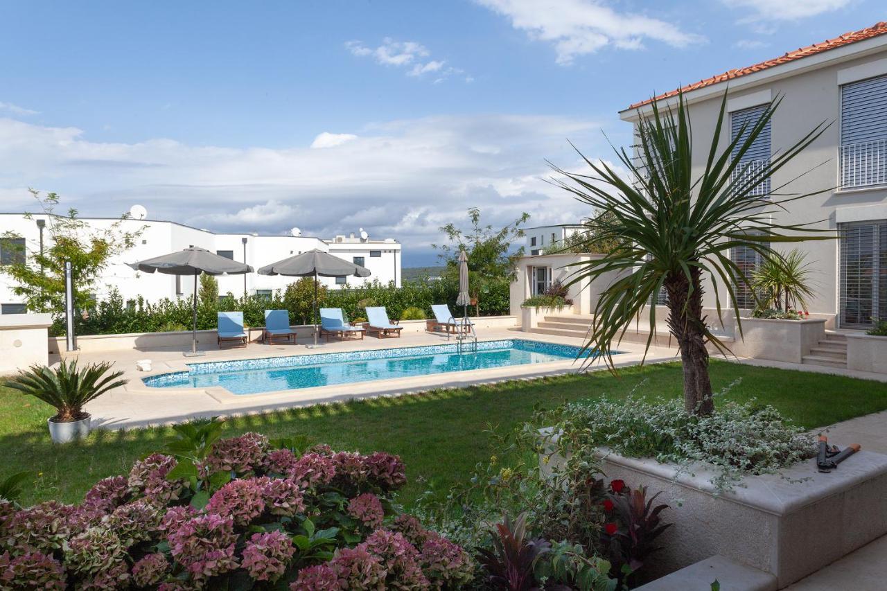 Luxury Rooms Vila Carissa Malinska Zewnętrze zdjęcie